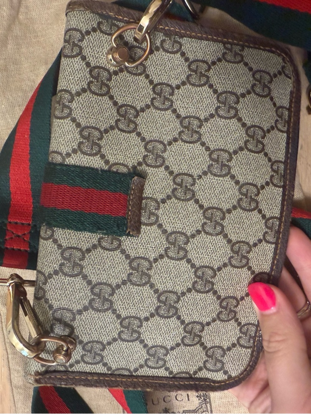 Gucci GG Canvas Crossbody with Web Stripe - Picture 4 of 5